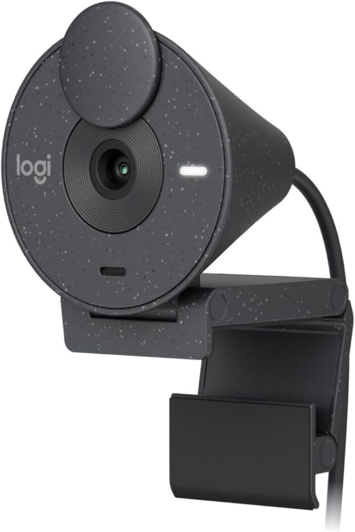 Camara Logitech Brio 300 Fhd 1080p Usb-C (960-001413) Black, Tipo de enfoque: foco fijo Custom Logi 4 element lens with anti-reflective coating, Tapa de privacidad integrada.