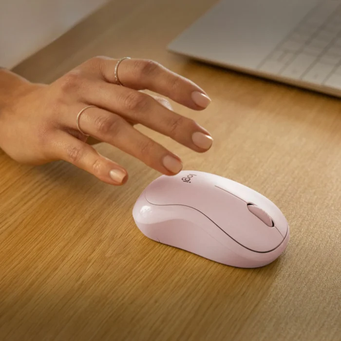 Mouse Logitech M240 Silent Wireless Bt Rose se conectan en segundos con una conexión Bluetooth confiable para emparejar y reproducir sin necesidad de adaptador