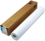 Papel Hp C6020b Coated 36" X 150' 90grs es un rollo de papel de alta calidad diseñado específicamente para impresiones de gran formato.